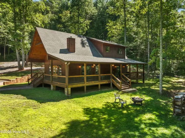91 Riverview Drive, Robbinsville, NC 28771
