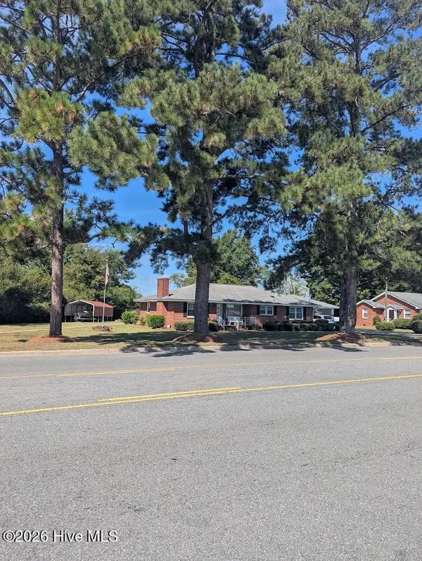 411 Main Street, Newton Grove, NC 28366
