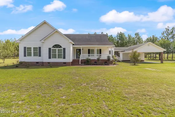 771 Mount Olive Road, Bladenboro, NC 28320