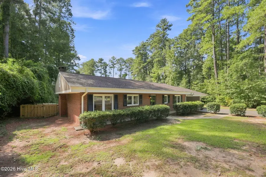 117 Lakeview Drive, Whispering Pines, NC 28327 - #3