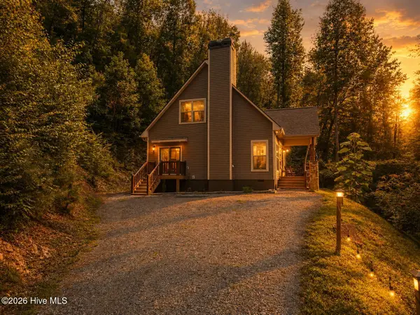 13 Cullsiah Cove Road, Robbinsville, NC 28771