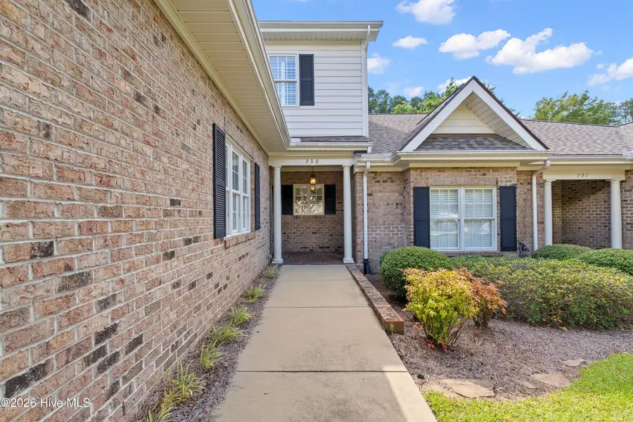 230 Lake Park Circle, Smithfield, NC 27577 - #2