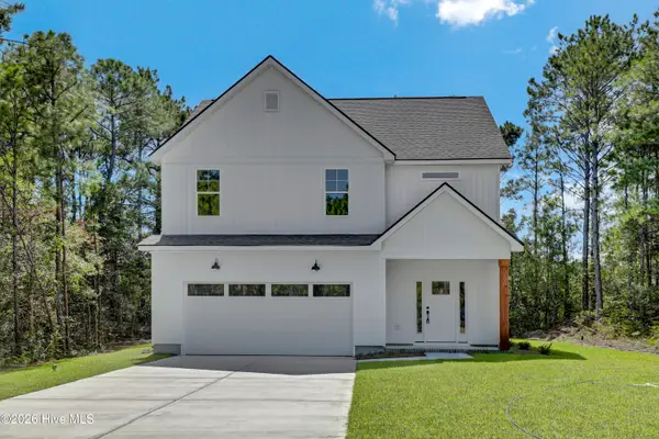 126 Penquin Place, Hampstead, NC 28443