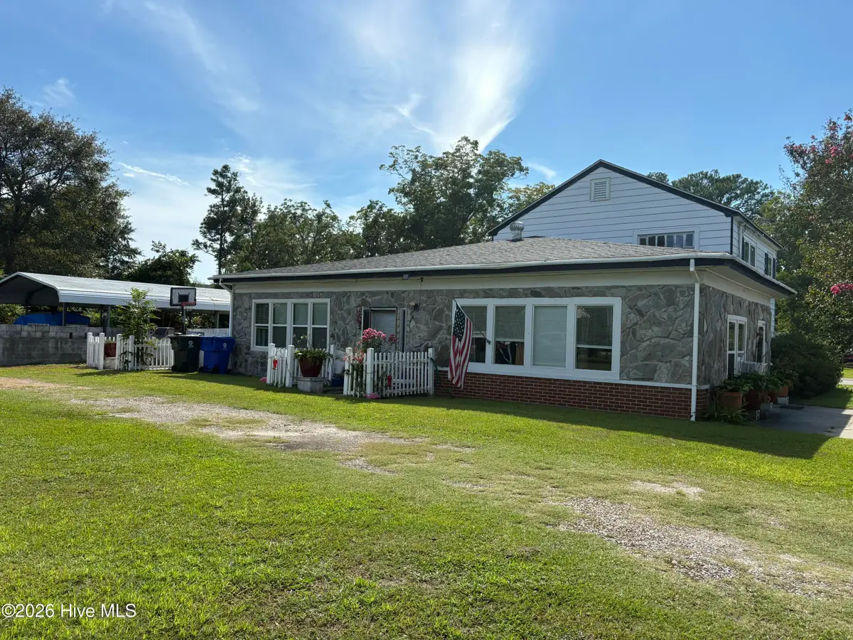 2100 S Lakeview Drive, Newport, NC 28570 - #1