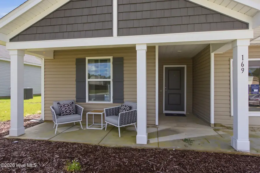 169 N Squires Lane, Richlands, NC 28574 - #3