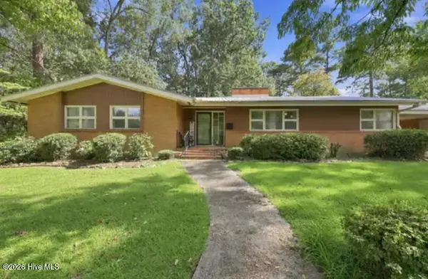 402 E Vance Street, Williamston, NC 27892