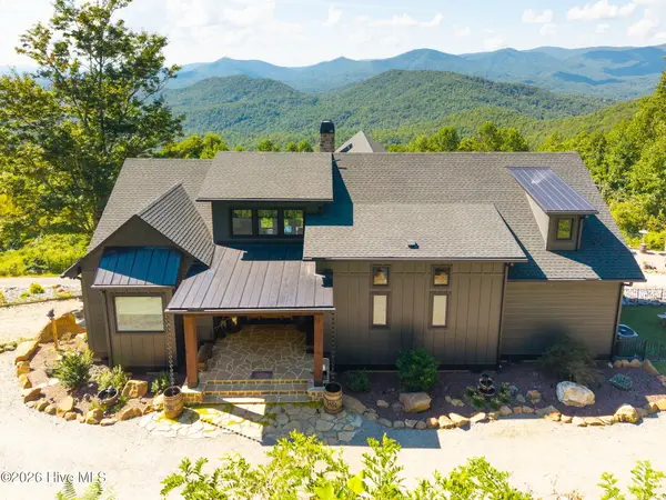 100 Little Den Lane, Murphy, NC 28906