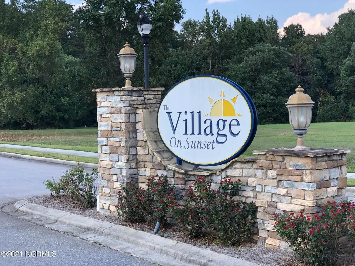 123 Village Circle, Clinton, NC 28328 - #1