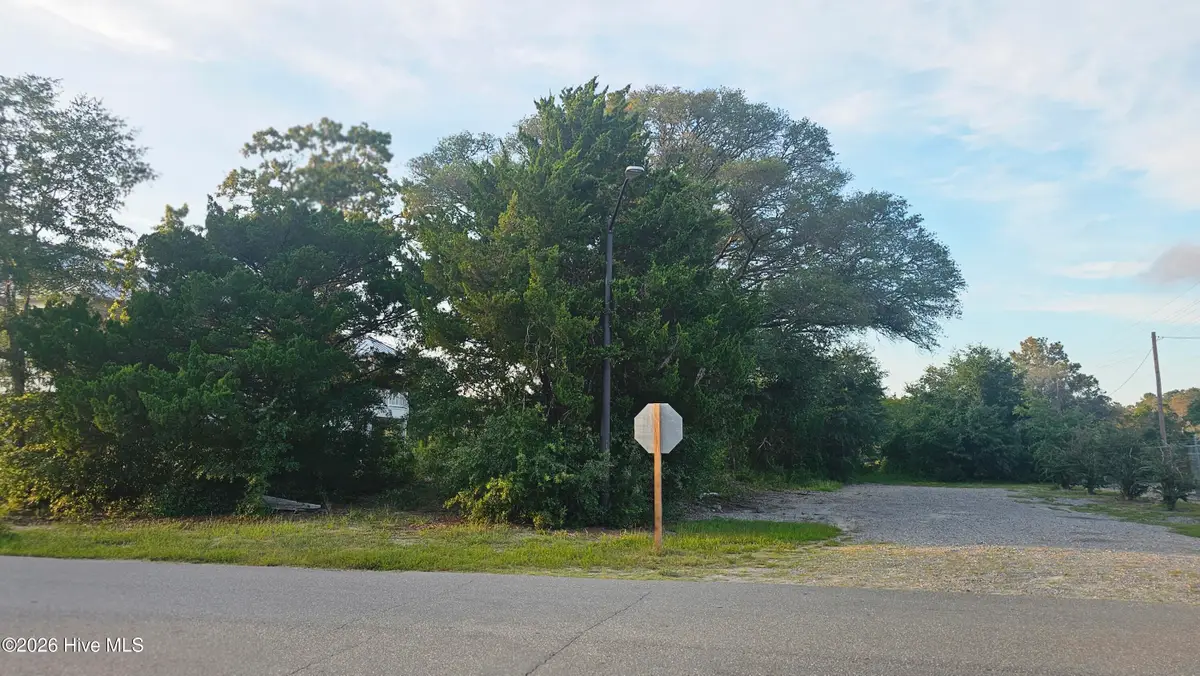 408 E Yacht Drive, Oak Island, NC 28465 - #1