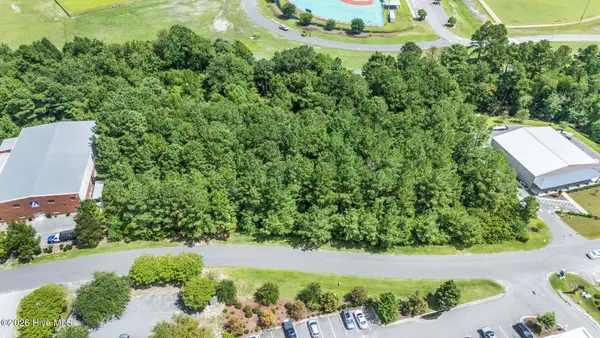 2008 Corporate Drive, Wilmington, NC 28405