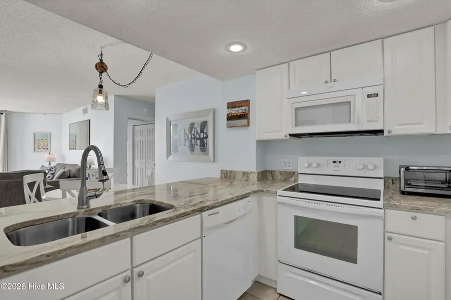 2000 New River Inlet Road #3302, North Topsail Beach, NC 28460 - #3
