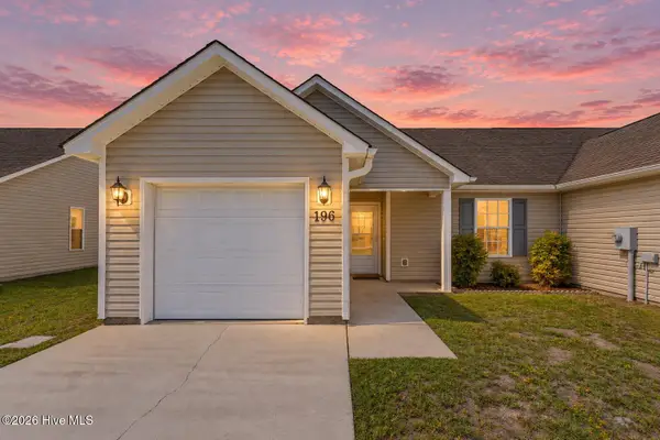 196 Pine Hollow Road, Holly Ridge, NC 28445