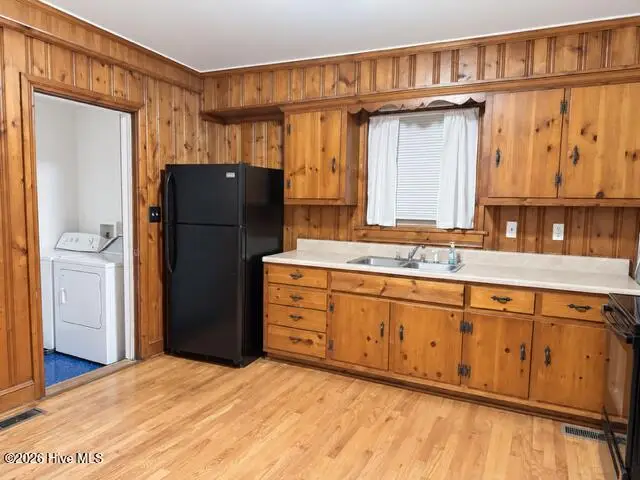 1007 Romaine Street, Tarboro, NC 27886 - #3