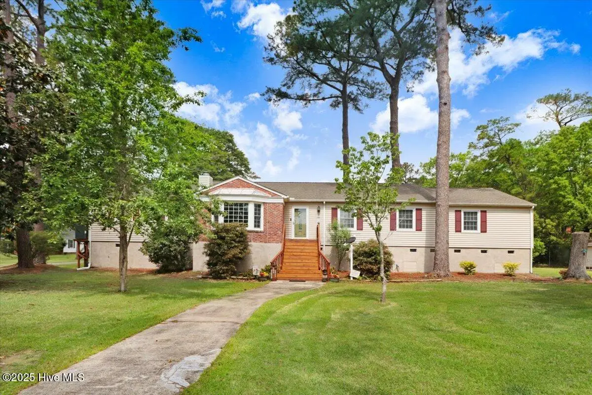 105 Harbor Drive, Washington, NC 27889 - #1