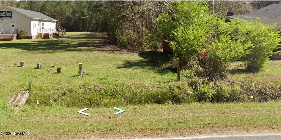 192 E Fisher Avenue, New Bern, NC 28560 - #1