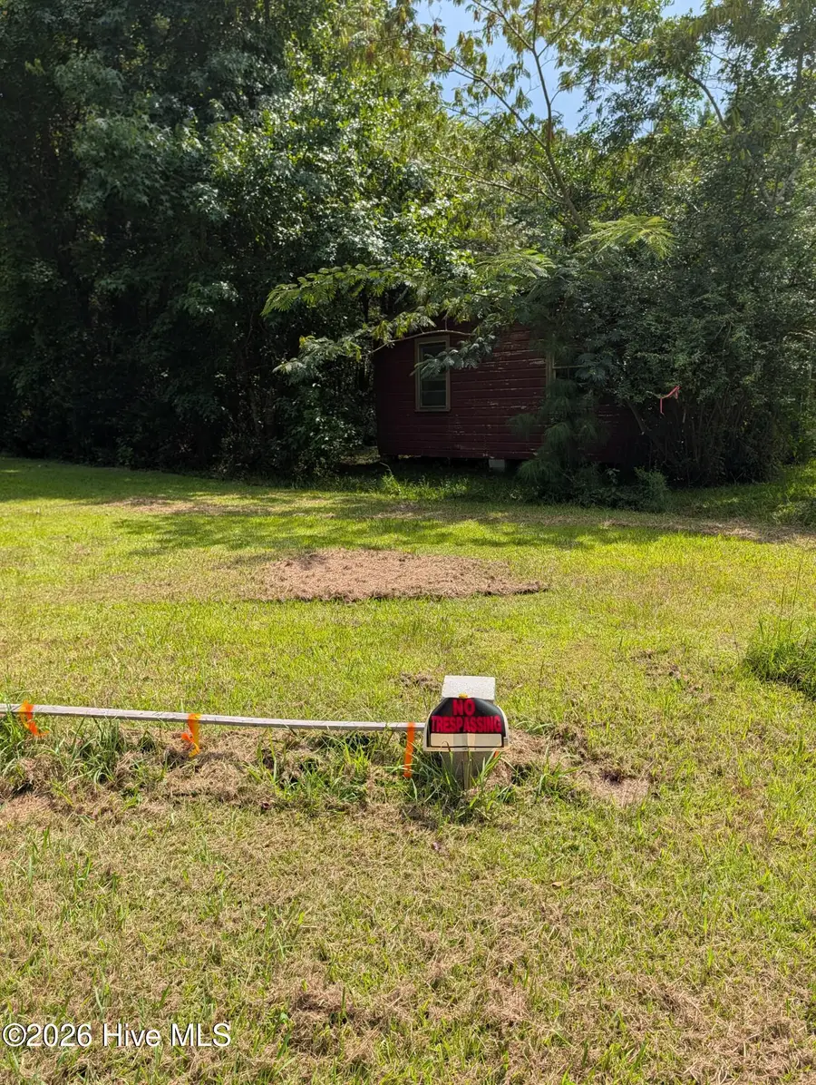 192 E Fisher Avenue, New Bern, NC 28560 - #2
