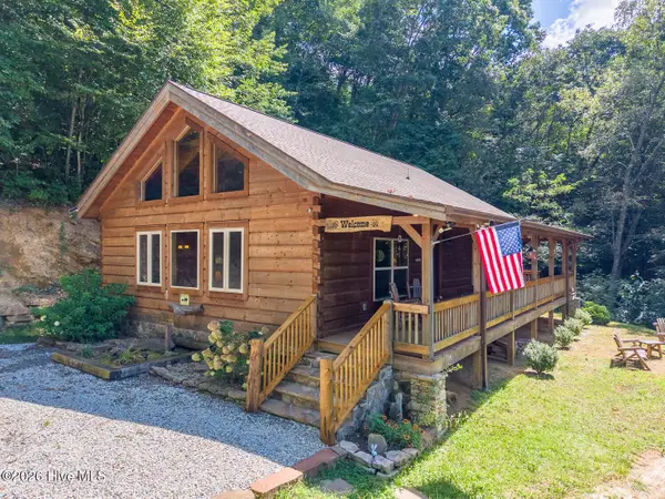 58 Indianola Lane, Bryson City, NC 28713