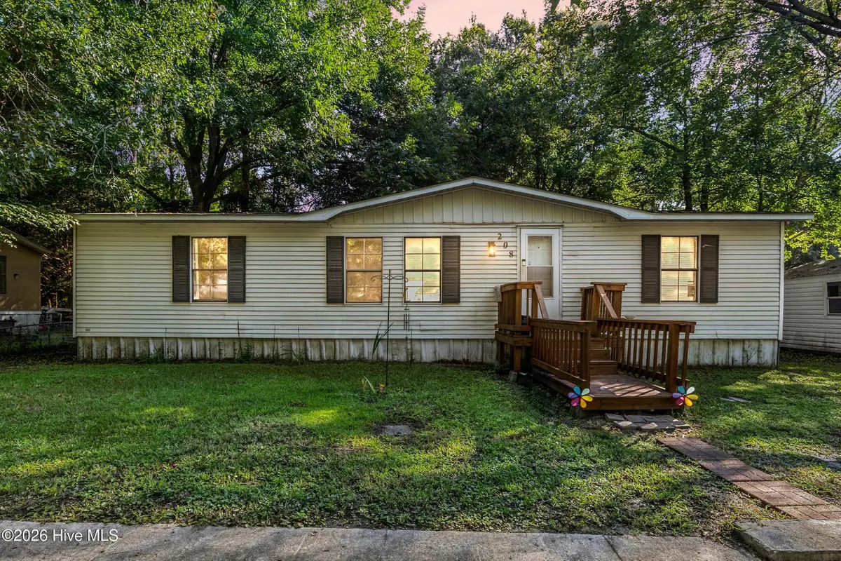 208 Early Drive, Jacksonville, NC 28540 - #1