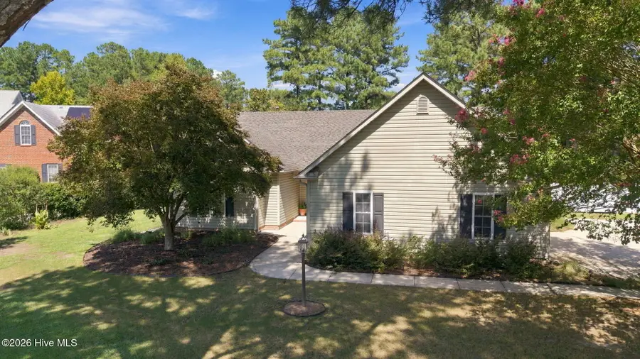 1405 Warwick Circle, Winterville, NC 28590 - #2