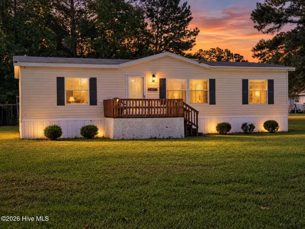 66 Old Saw Mill Road, Blounts Creek, NC 27814