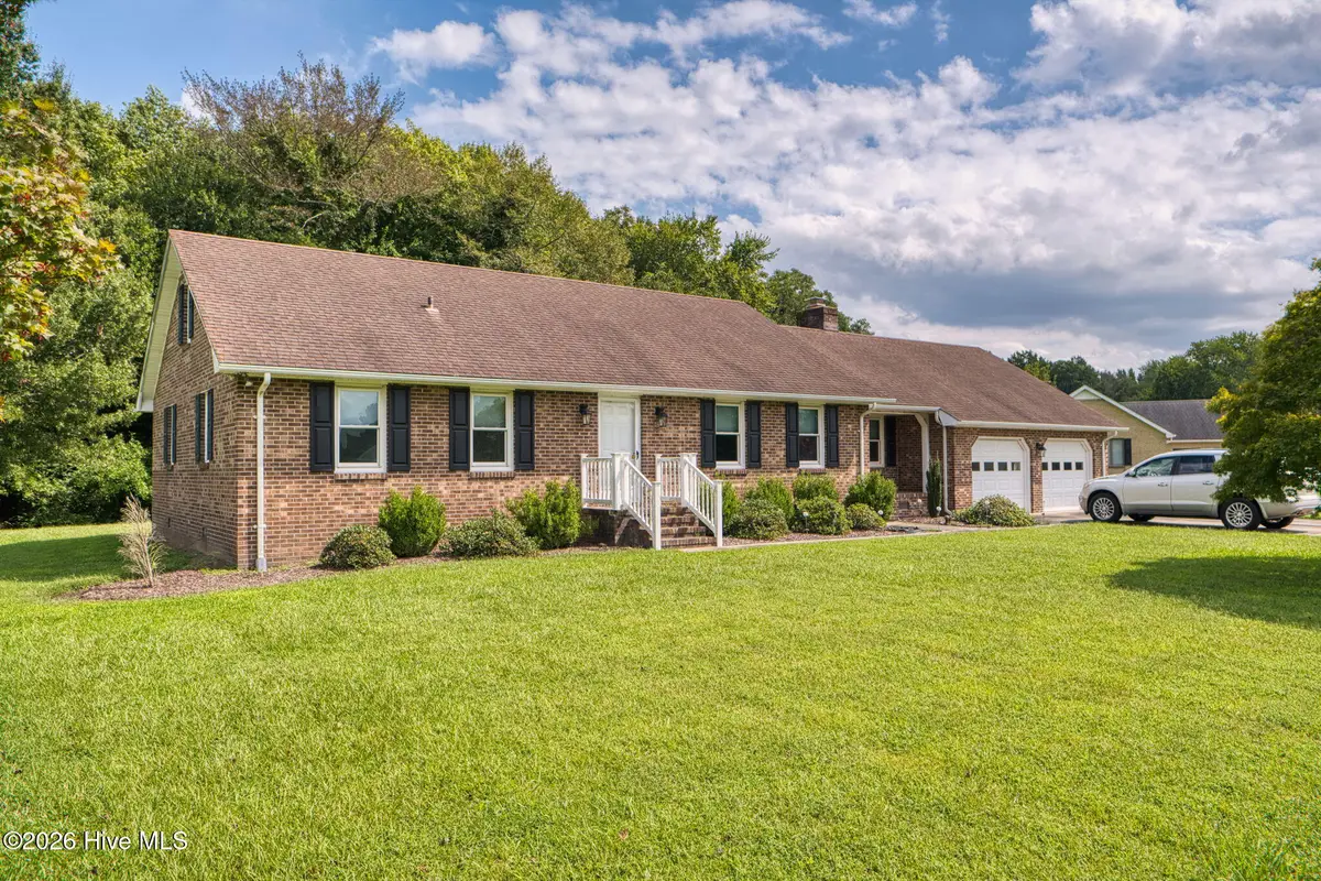 1600 Darian Drive, Elizabeth City, NC 27909 - #1