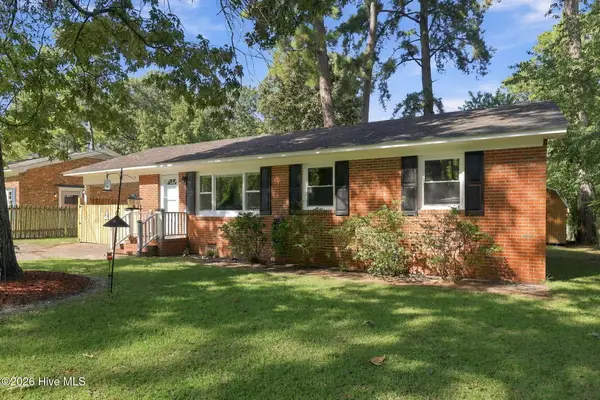27 Croatan Avenue, Bath, NC 27808