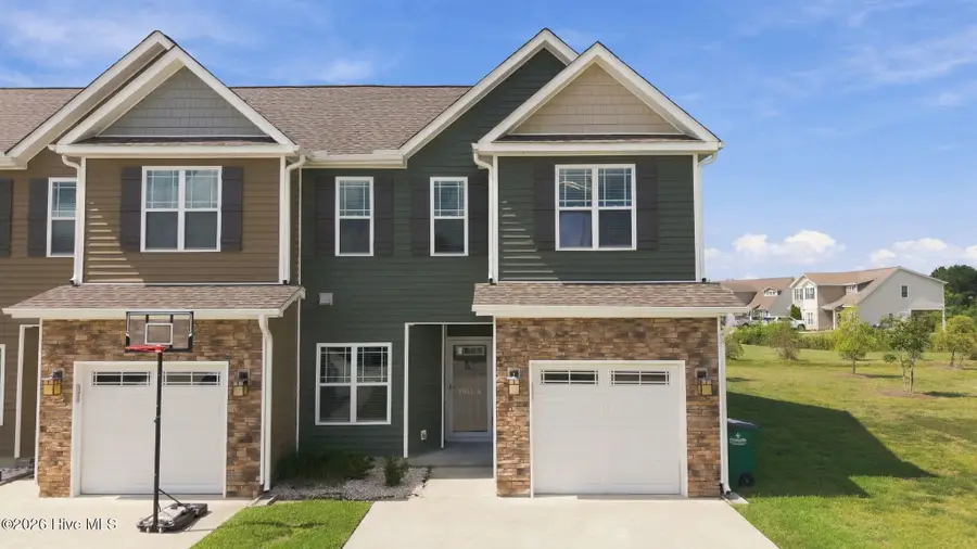 1811 Fox Den Way #6, Greenville, NC 27858 - #2