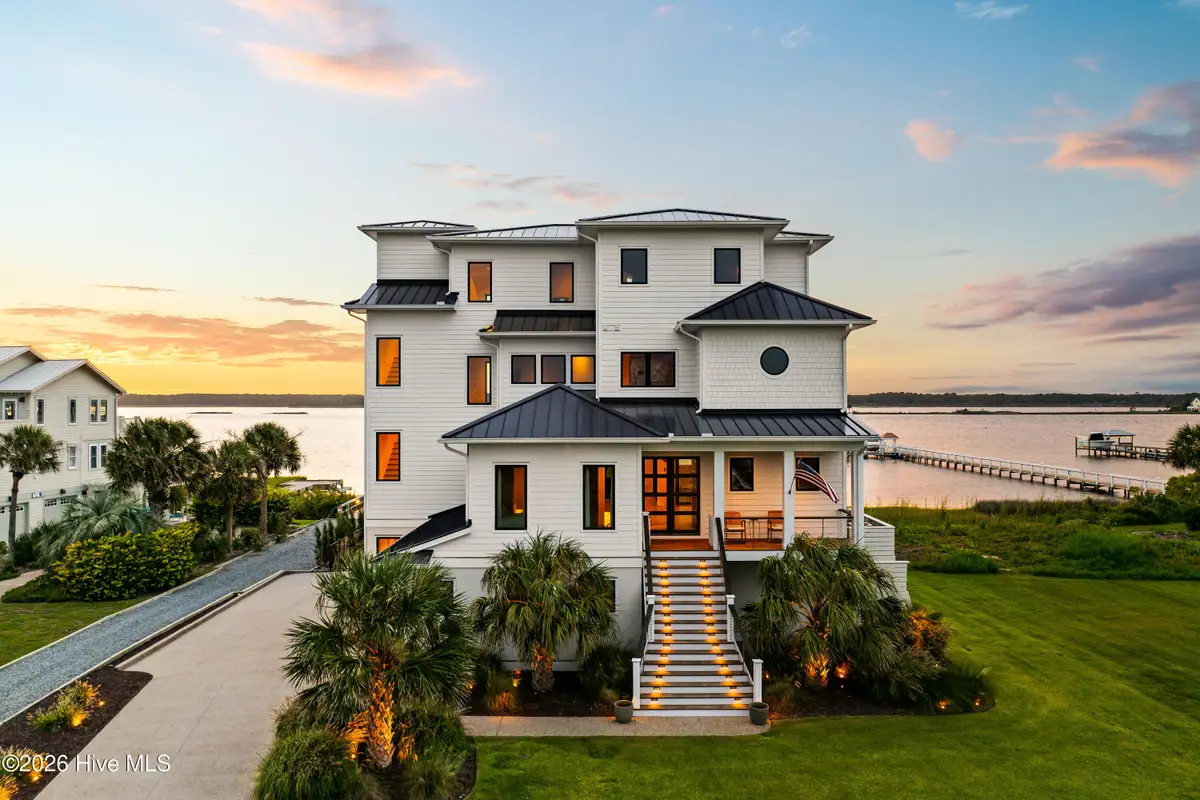 23 Sailview Drive, North Topsail Beach, NC 28460 - #1