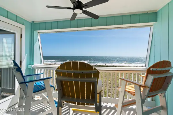 918 Carolina Beach Avenue N #Apt 3e, Carolina Beach, NC 28428