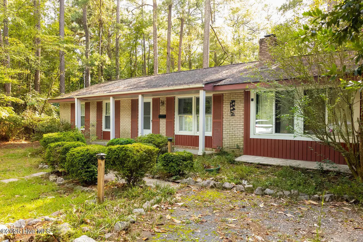 1610 E Indiana Avenue, Southern Pines, NC 28387 - #1