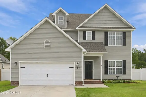 113 Borough Nest Drive, Swansboro, NC 28584