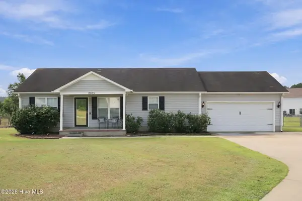 2103 Deerwood Lane, Kinston, NC 28504