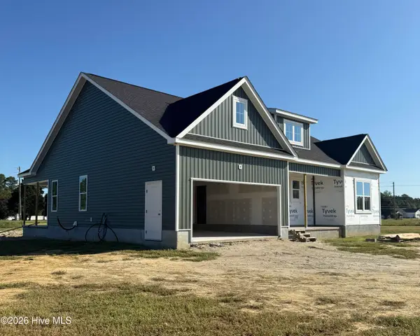 826 Cleo Road, Winterville, NC 28590