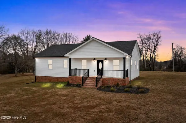 825 Washington Post Road, New Bern, NC 28562
