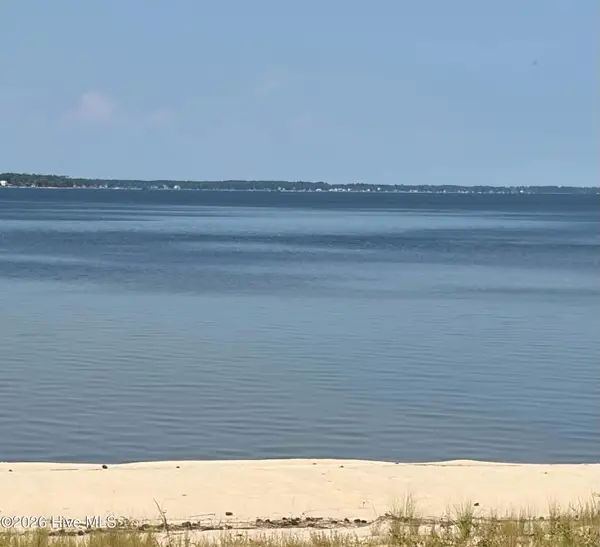 402 Cherry Branch Drive, Havelock, NC 28532