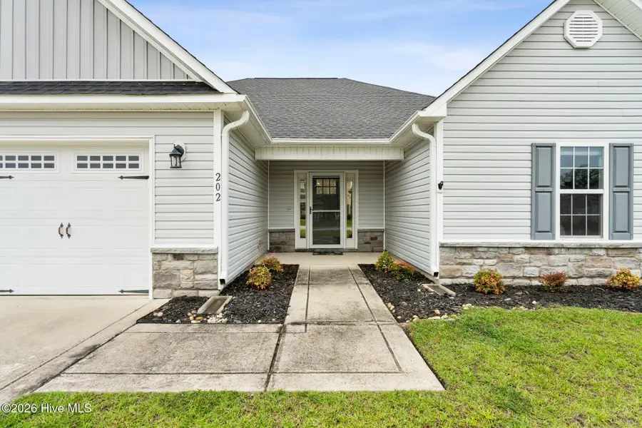 202 Messenger Court, Jacksonville, NC 28546 - #2