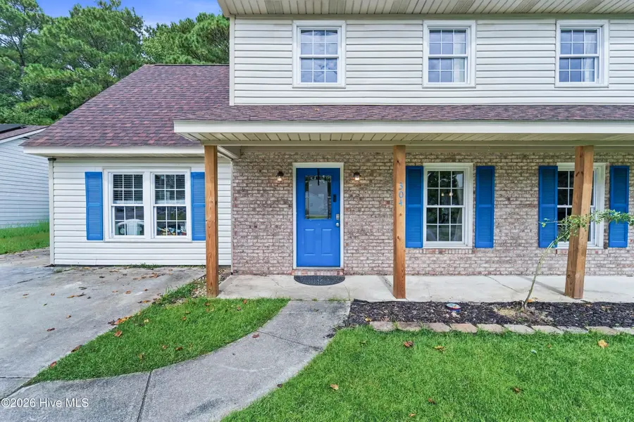 304 Pebble Lane, Jacksonville, NC 28546 - #2