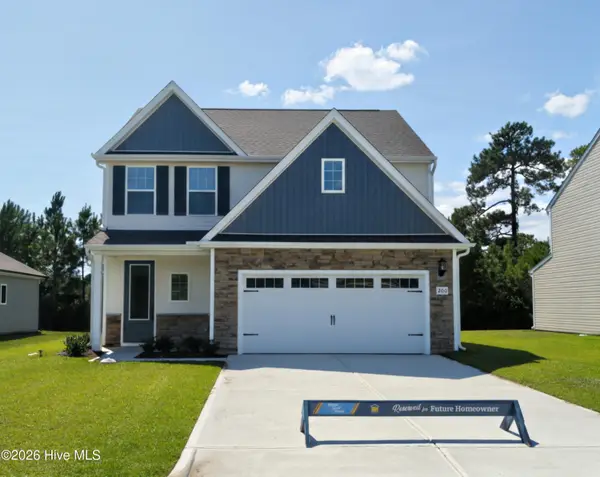 200 S Umbrella Palm Drive, Hampstead, NC 28443