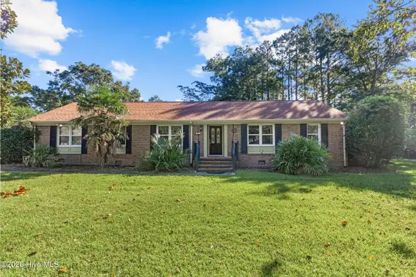 602 Circle Drive, Trent Woods, NC 28562