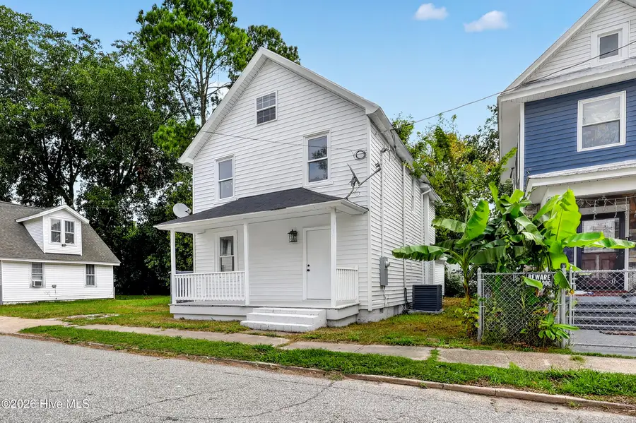 306 S Dyer Street, Elizabeth City, NC 27909 - #2