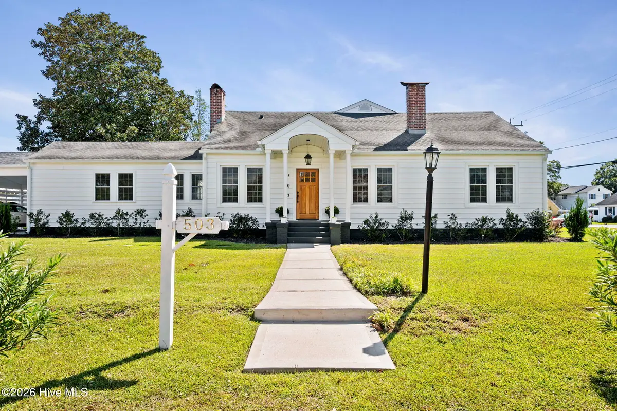 503 S Sabiston Drive, Swansboro, NC 28584 - #1
