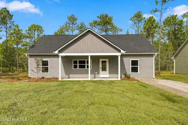 523 Woodhaven Road, Southport, NC 28461