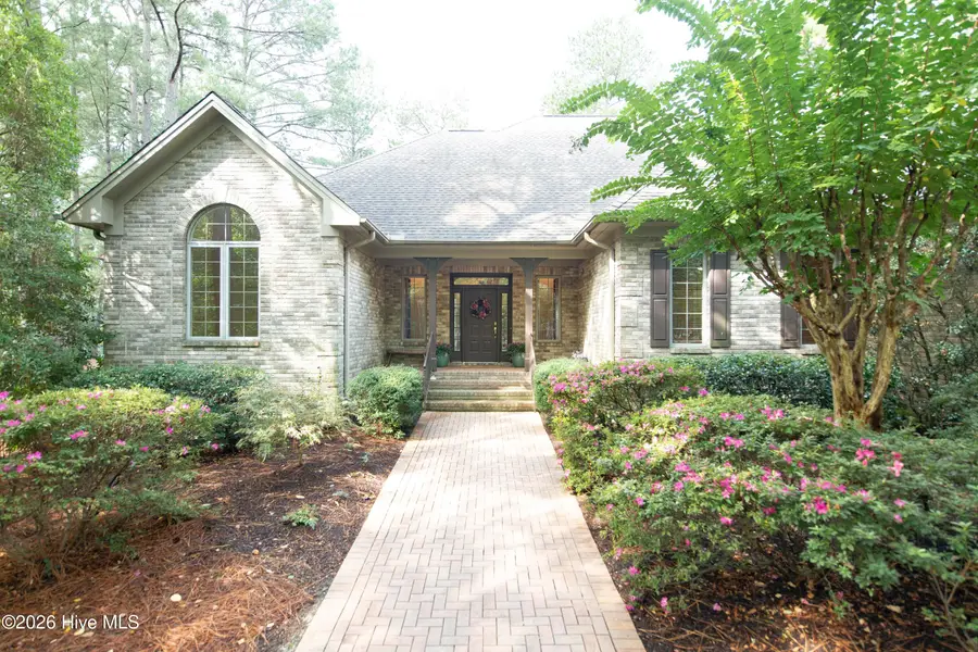 14 Mcmichael Drive, Pinehurst, NC 28374 - #3