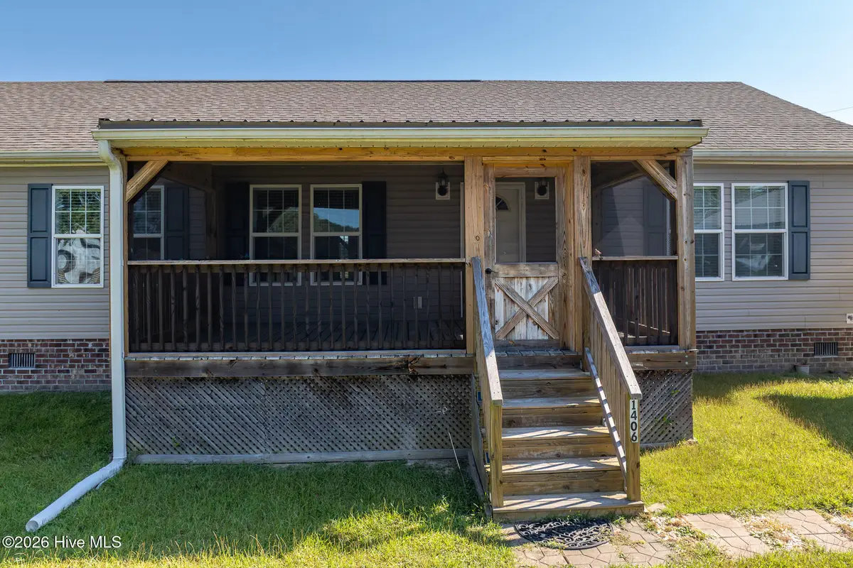 1406 White Oak River Road, Maysville, NC 28555 - #1