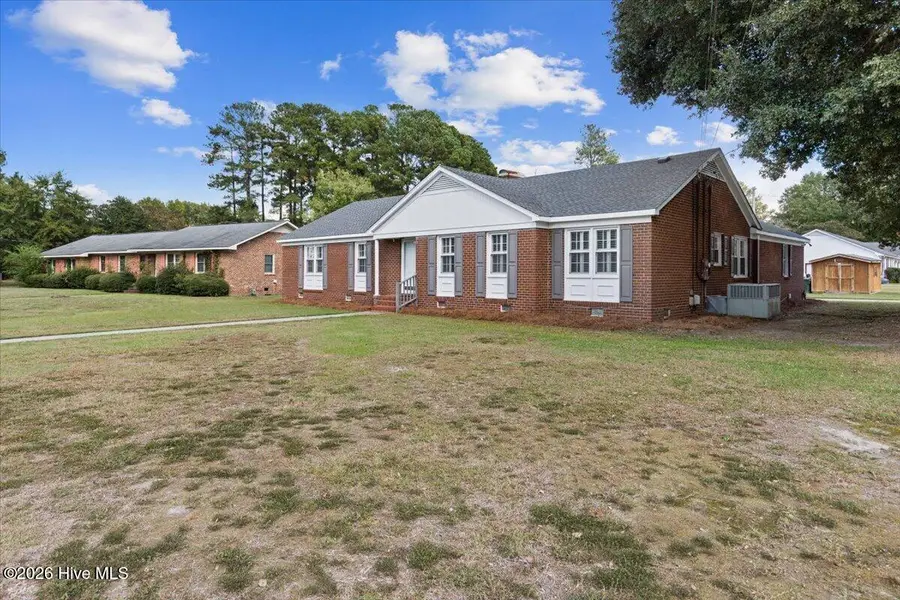 2801 Graham Drive, Kinston, NC 28504 - #3