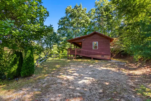 643 Zekes Trail, Marble, NC 28905