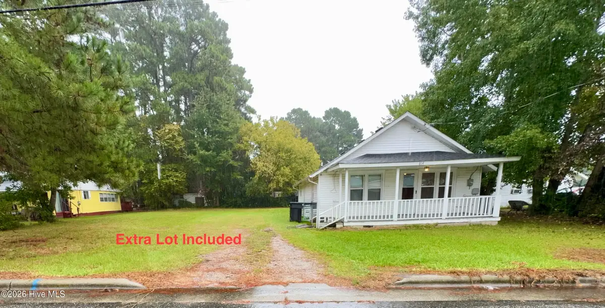814 Cardwell Street, Elizabeth City, NC 27909 - #1
