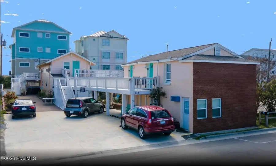 616 Carolina Beach Avenue S, Carolina Beach, NC 28428 - #2