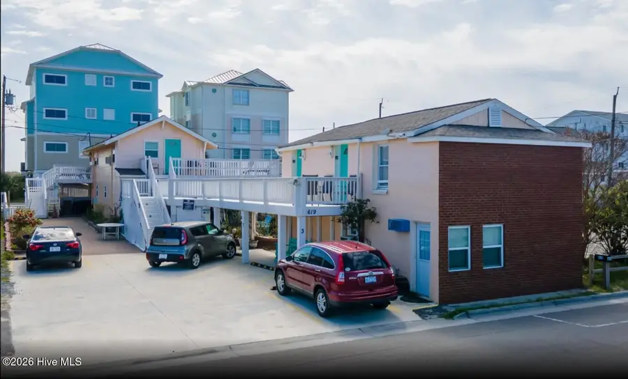 616 Carolina Beach Avenue S, Carolina Beach, NC 28428 - #3