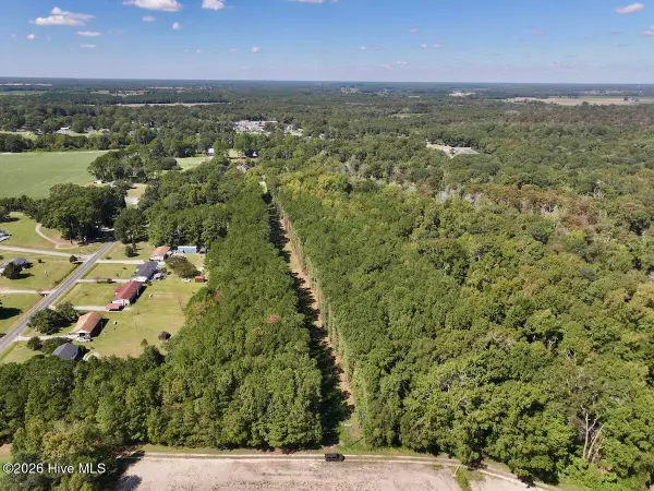 445 Morris Bbq Road, Hookerton, NC 28538